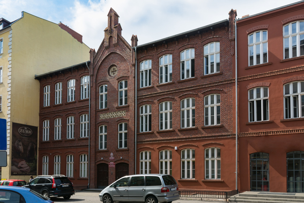 Budynek WSB w Poznaniu