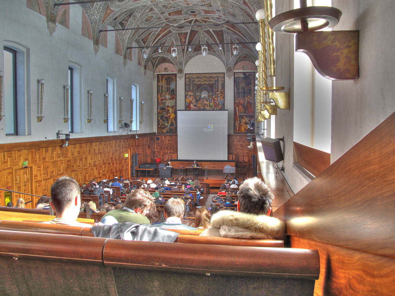 Aula Magna dell'università Cattolica del Sacro Cuore (milano)